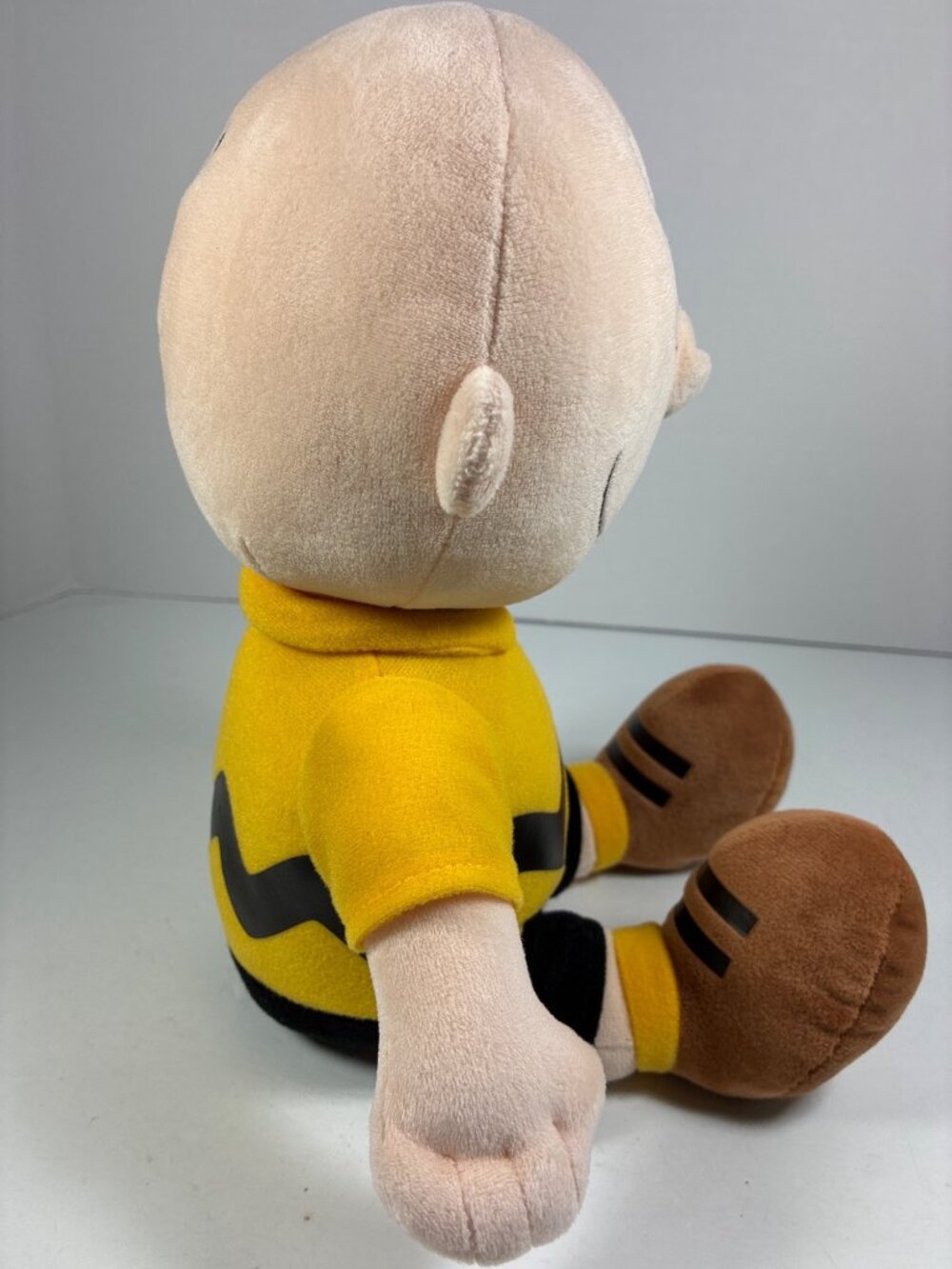 Kohl's Cares Charlie Brown Plush 12" 2019 - Picture 7 of 11